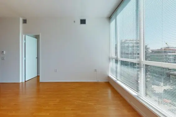 803 138 East Esplanade, North Vancouver For Sale - image 5