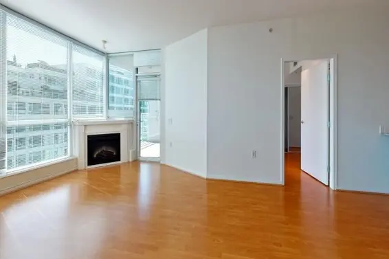 803 138 East Esplanade, North Vancouver For Sale - image 6