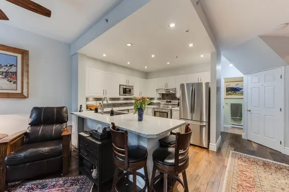 116 3600 Windcrest Drive, North Vancouver For Sale - image 7