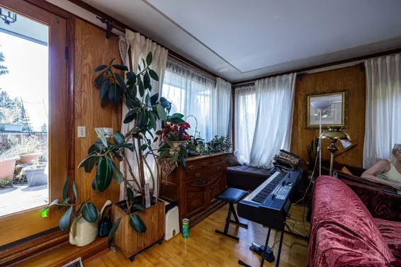 368 East Kings Road, North Vancouver For Sale - image 15