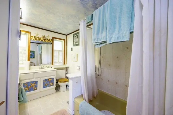 368 East Kings Road, North Vancouver For Sale - image 27