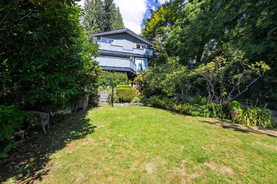 368 East Kings Road, North Vancouver For Sale - image 5