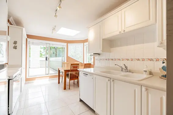 411 3658 Banff Court, North Vancouver For Sale - image 8