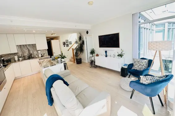 201 185 Victory Ship Way, North Vancouver