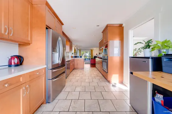 1140 Cloverley Street, North Vancouver For Sale - image 21