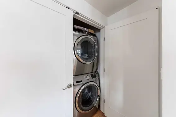 A015 415 Esplanade Avenue, North Vancouver For Sale - image 30