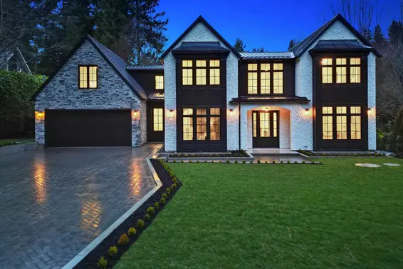 4851 Water Lane, West Vancouver