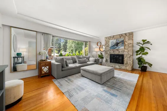 1118 Wendel Place, North Vancouver For Sale - image 10
