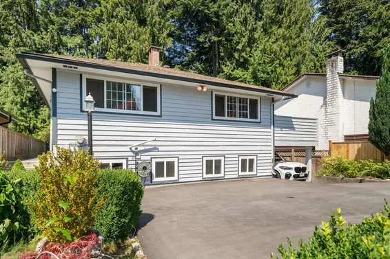 1118 Wendel Place, North Vancouver For Sale - image 3