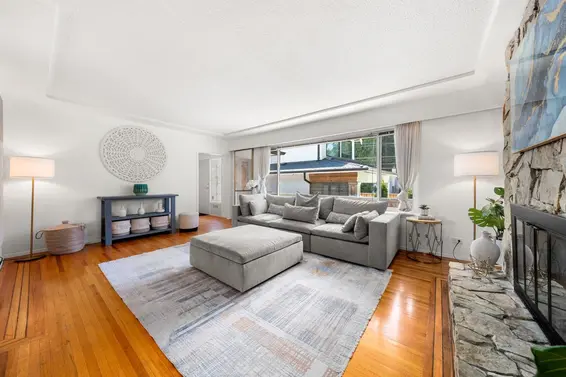 1118 Wendel Place, North Vancouver For Sale - image 9