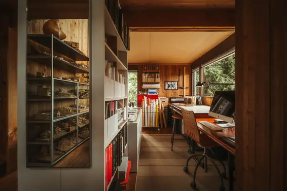 5757 Telegraph Trail, West Vancouver For Sale - image 32