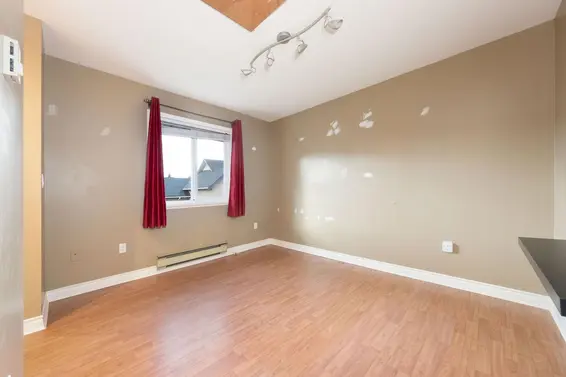 3 237 West 16th Street, North Vancouver For Sale - image 25