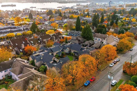 3 237 West 16th Street, North Vancouver For Sale - image 34