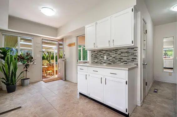 2940 Colwood Drive, North Vancouver For Sale - image 15