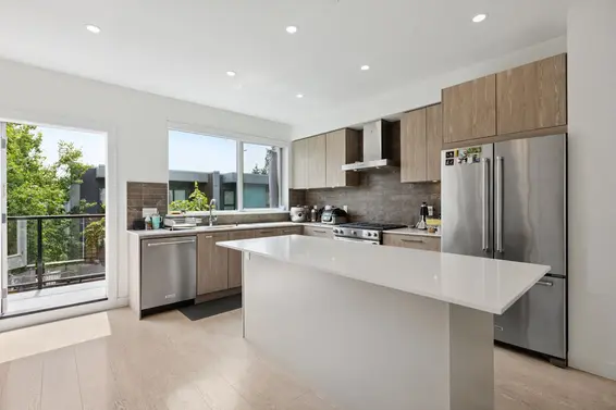 38 3597 Malsum Drive, North Vancouver