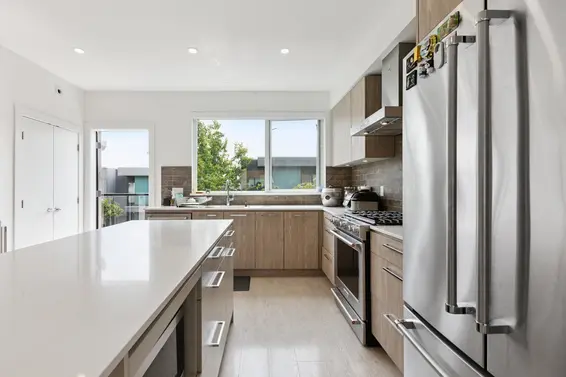 38 3597 Malsum Drive, North Vancouver For Sale - image 2