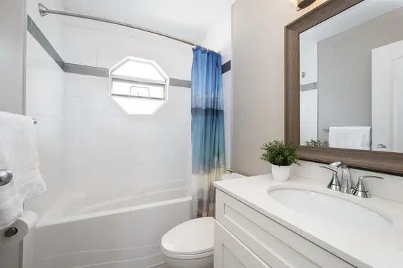 20 838 Tobruck Avenue, North Vancouver For Sale - image 23