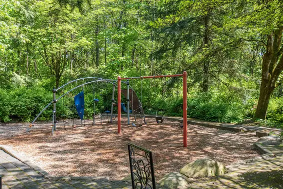 20 838 Tobruck Avenue, North Vancouver For Sale - image 33