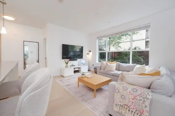 118 3205 Mountain Highway, North Vancouver For Sale - image 4