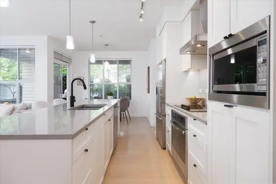 118 3205 Mountain Highway, North Vancouver For Sale - image 7