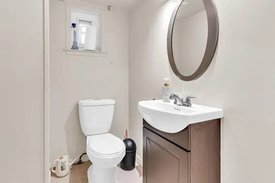 550 Sutherland Avenue, North Vancouver For Sale - image 26