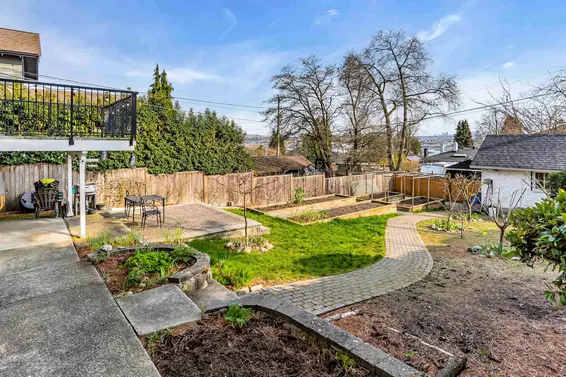 550 Sutherland Avenue, North Vancouver For Sale - image 7