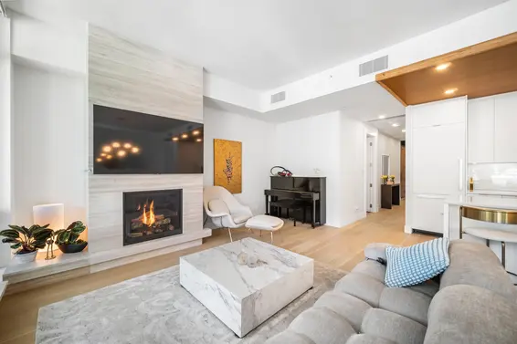 301 6697 Nelson Avenue, West Vancouver For Sale - image 7