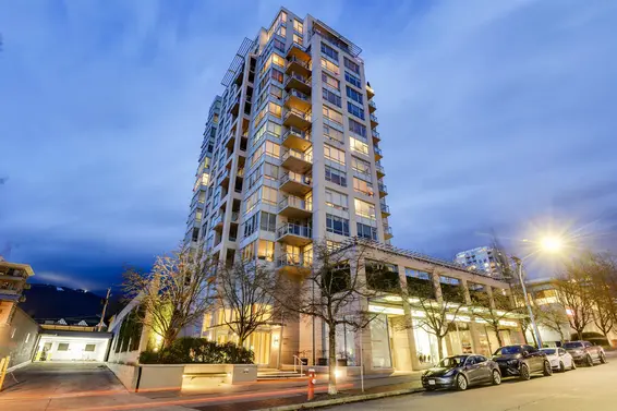 502 120 West 16th Street, North Vancouver For Sale - image 2