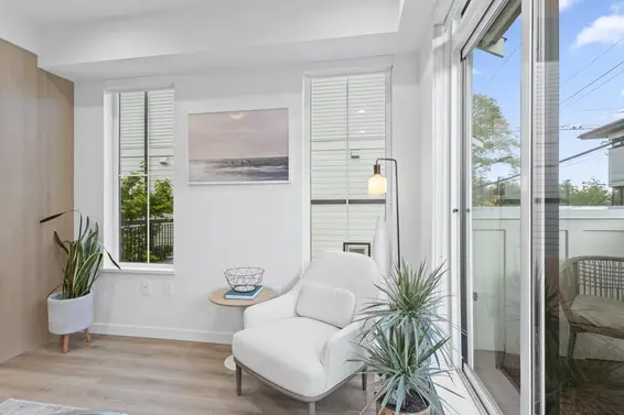 21 237 Ridgeway Avenue, North Vancouver For Sale - image 4