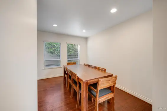 1043 Belvedere Drive, North Vancouver For Sale - image 28
