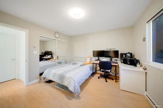 1043 Belvedere Drive, North Vancouver For Sale - image 33