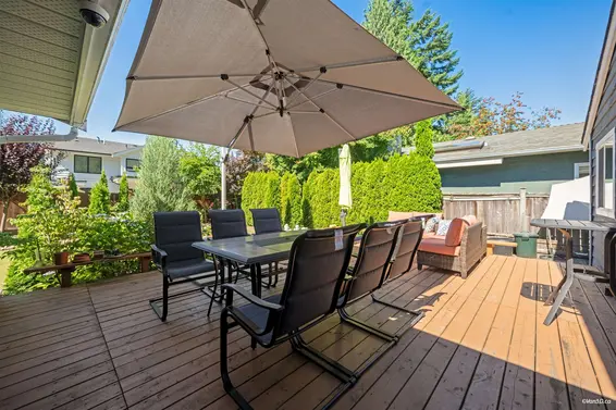 1043 Belvedere Drive, North Vancouver For Sale - image 38