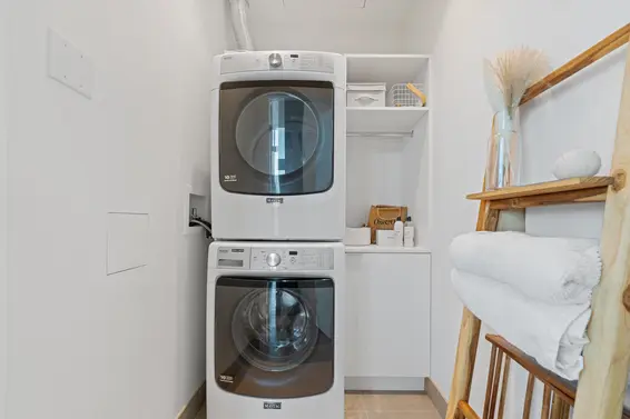 2403 125 East 14th Street, North Vancouver For Sale - image 29