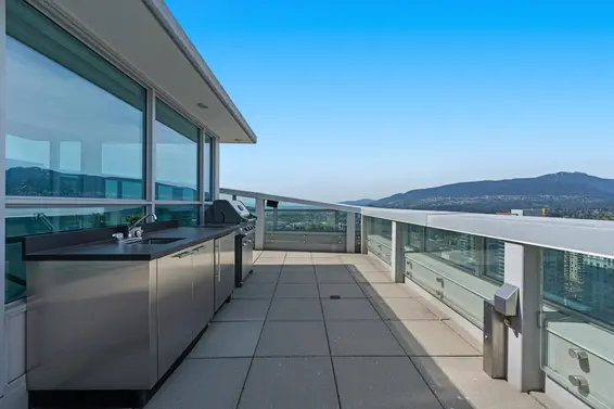 2403 125 East 14th Street, North Vancouver For Sale - image 31