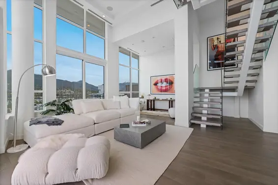 2403 125 East 14th Street, North Vancouver For Sale - image 4