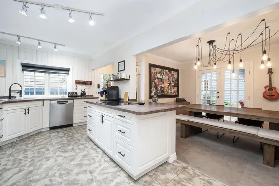 2007 Panorama Drive, North Vancouver For Sale - image 8