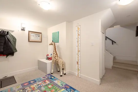 5 215 East 4th Street, North Vancouver For Sale - image 20