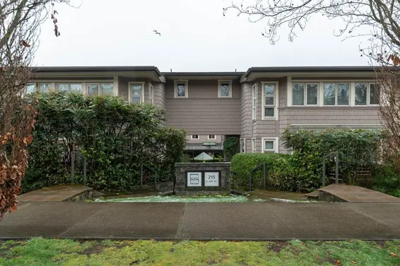 5 215 East 4th Street, North Vancouver For Sale - image 31