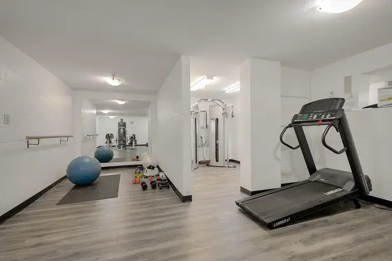 202 2012 Fullerton Avenue, North Vancouver For Sale - image 10