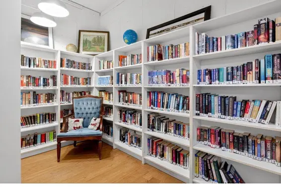 202 2012 Fullerton Avenue, North Vancouver For Sale - image 14