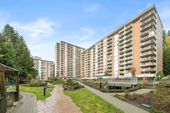 202 2012 Fullerton Avenue, North Vancouver For Sale - image 6