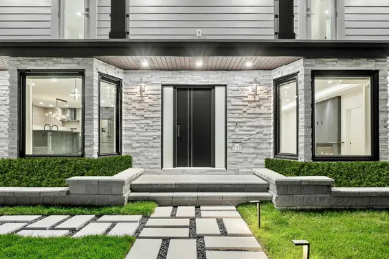 2050 Westdean Crescent, West Vancouver For Sale - image 2