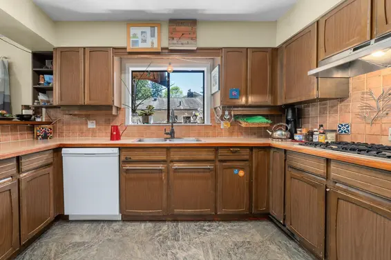 2152 Mackay Avenue, North Vancouver For Sale - image 12