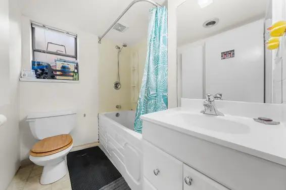 2152 Mackay Avenue, North Vancouver For Sale - image 30