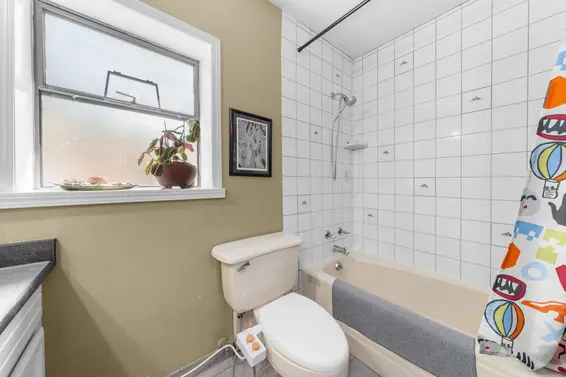2152 Mackay Avenue, North Vancouver For Sale - image 4