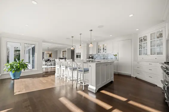 6215 Overstone Drive, West Vancouver For Sale - image 16