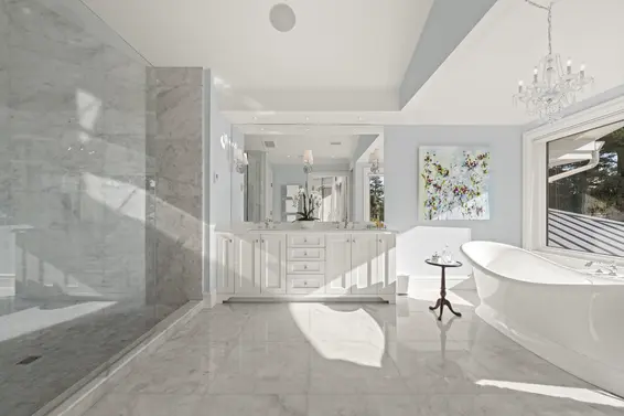 6215 Overstone Drive, West Vancouver For Sale - image 33