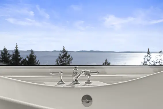 6215 Overstone Drive, West Vancouver For Sale - image 34