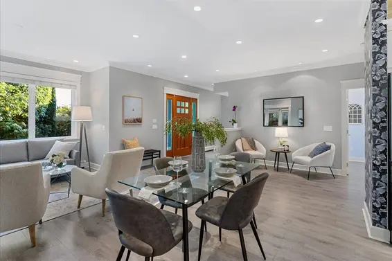 344 East 8th Street, North Vancouver