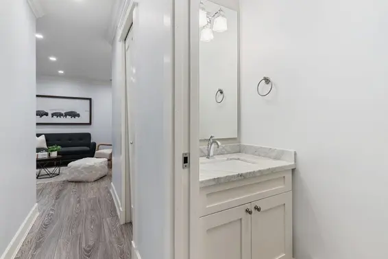 344 East 8th Street, North Vancouver For Sale - image 23